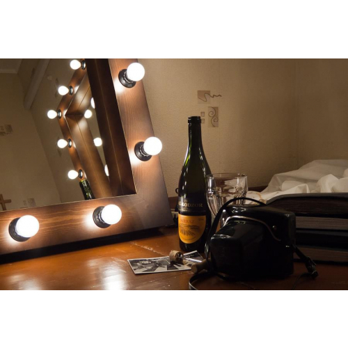 Зеркало визажиста "Adrian"