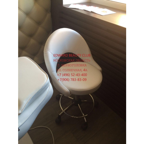 Стульчик мастера массажиста "Zenith"